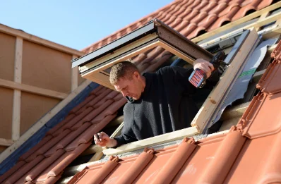 Pose de fenêtres de toit Velux à Sermaise